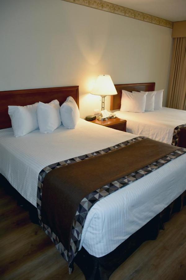 Hm Mirador Hotel Chihuahua Exterior photo